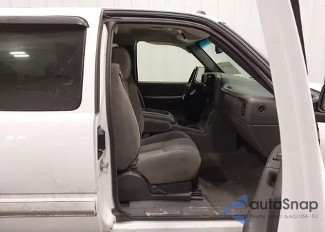 2005 Chevrolet Silverado 1500 Z71 z USA, uszkodzony, nr VIN 1GCEK19Z95Z311498